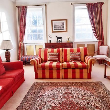 18 The Circus Apartment Бат Екстериор снимка