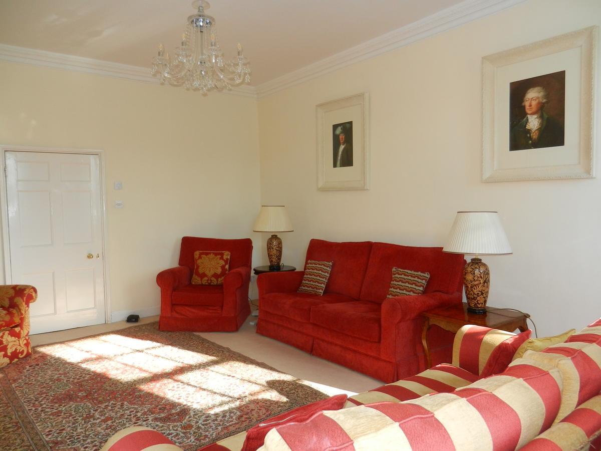 18 The Circus Apartment Бат Екстериор снимка
